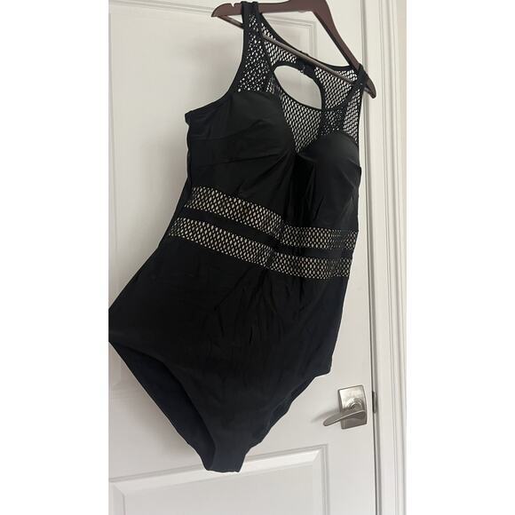 Cacique women’s Swimsuit Size 28 One Piece Black Nude Mesh NWT - Picture 8 of 10